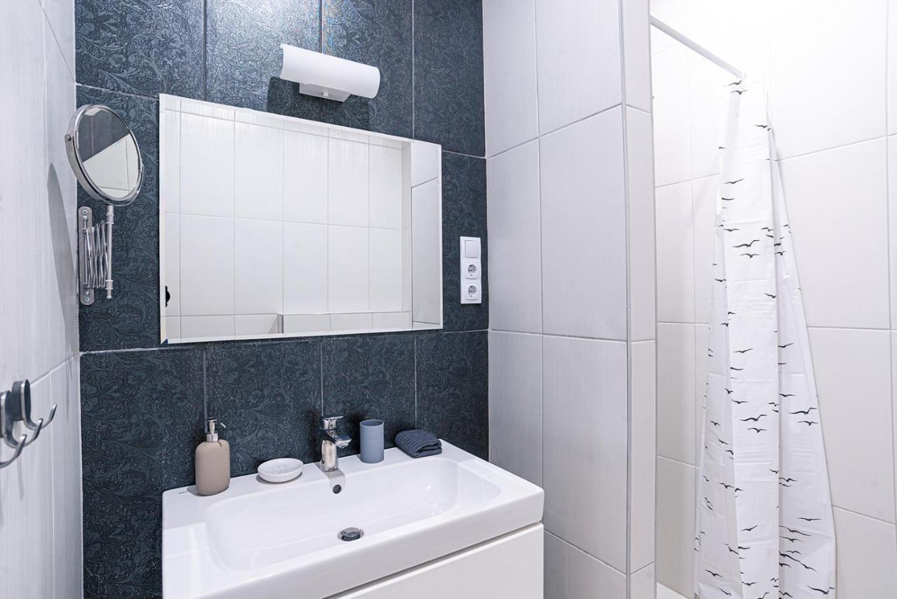 Joy Apartments On Kiraly Street บูดาเปสต์ ภายนอก รูปภาพ