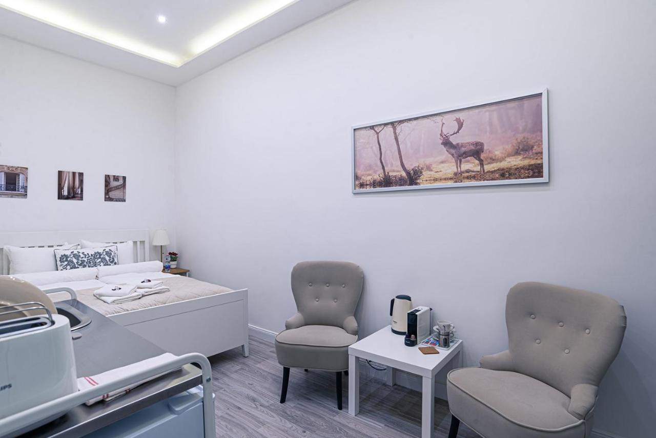Joy Apartments On Kiraly Street บูดาเปสต์ ภายนอก รูปภาพ